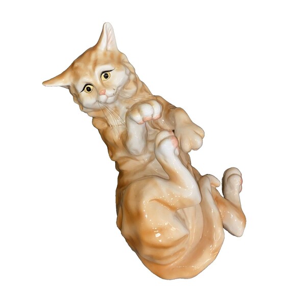 Vintage Whimsical Golden Tiger Striped Tabby Cat Whiskers Ceramic Figurine